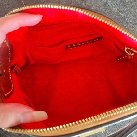 Dooney & Bourke Embossed Lizard Suki Pink Leather Crossbody Bag - Picture 5 of 7